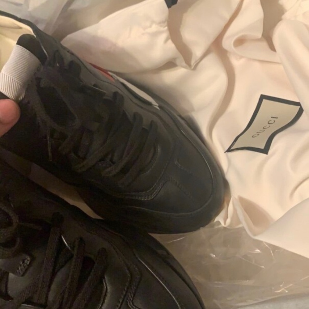 Gucci Rhyton Shoes Size 9 in Men's - Picture 3 of 3